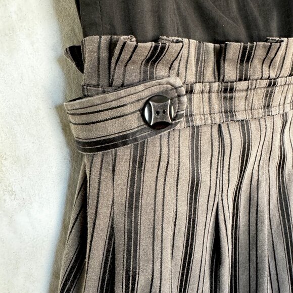 La Chocole Sleeveless Black and Grey Ruffle Dress - XS - Picture 3 of 7